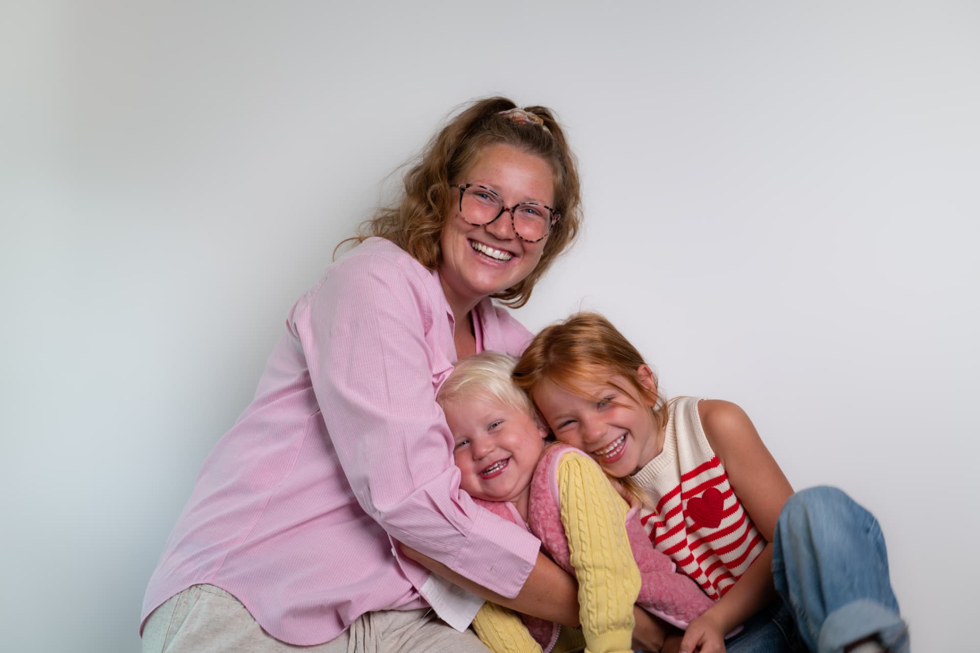 Hanna mit ihren beiden Töchtern